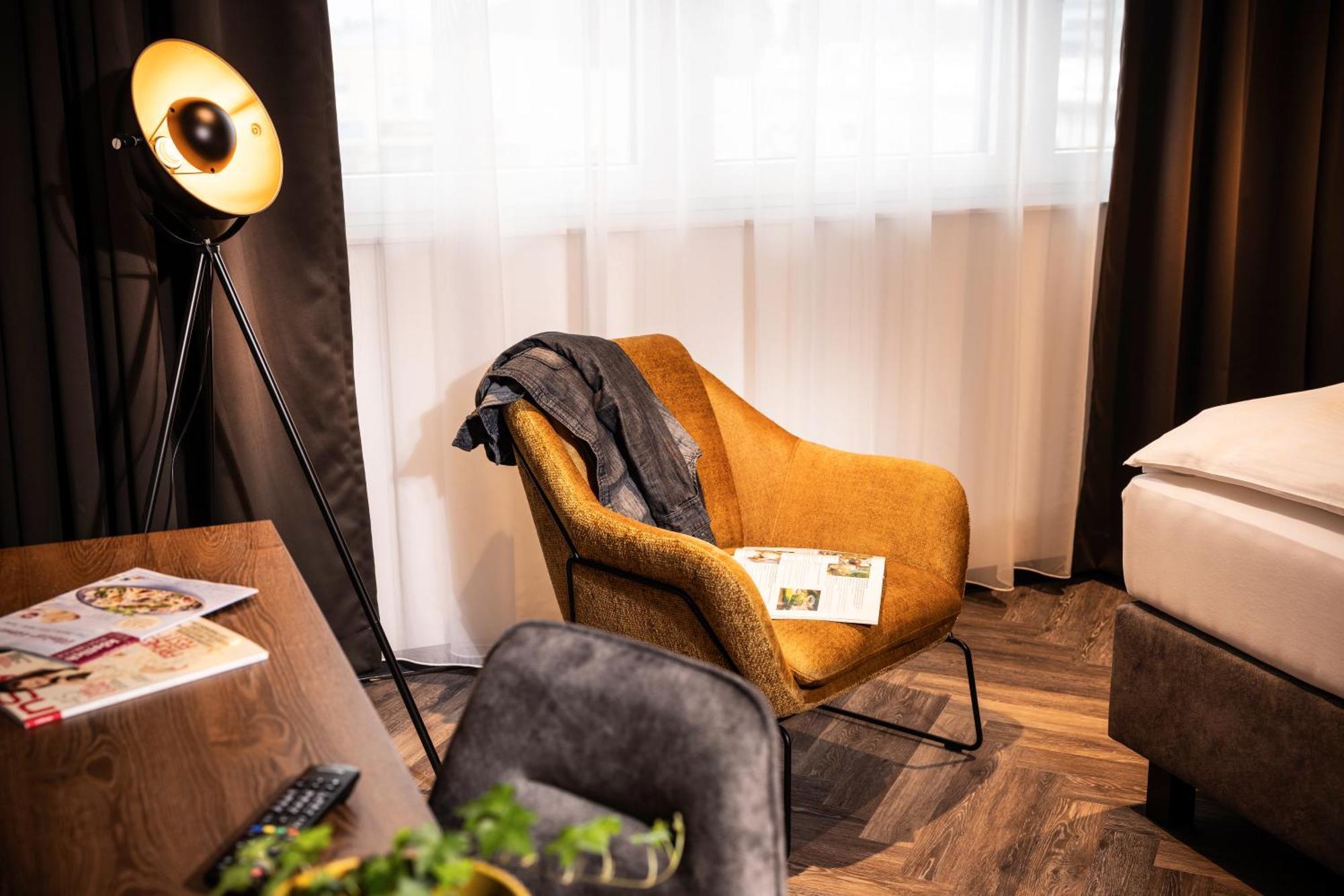Zeit Und Raum Hotel - Self Check-In Eggelsberg Kültér fotó