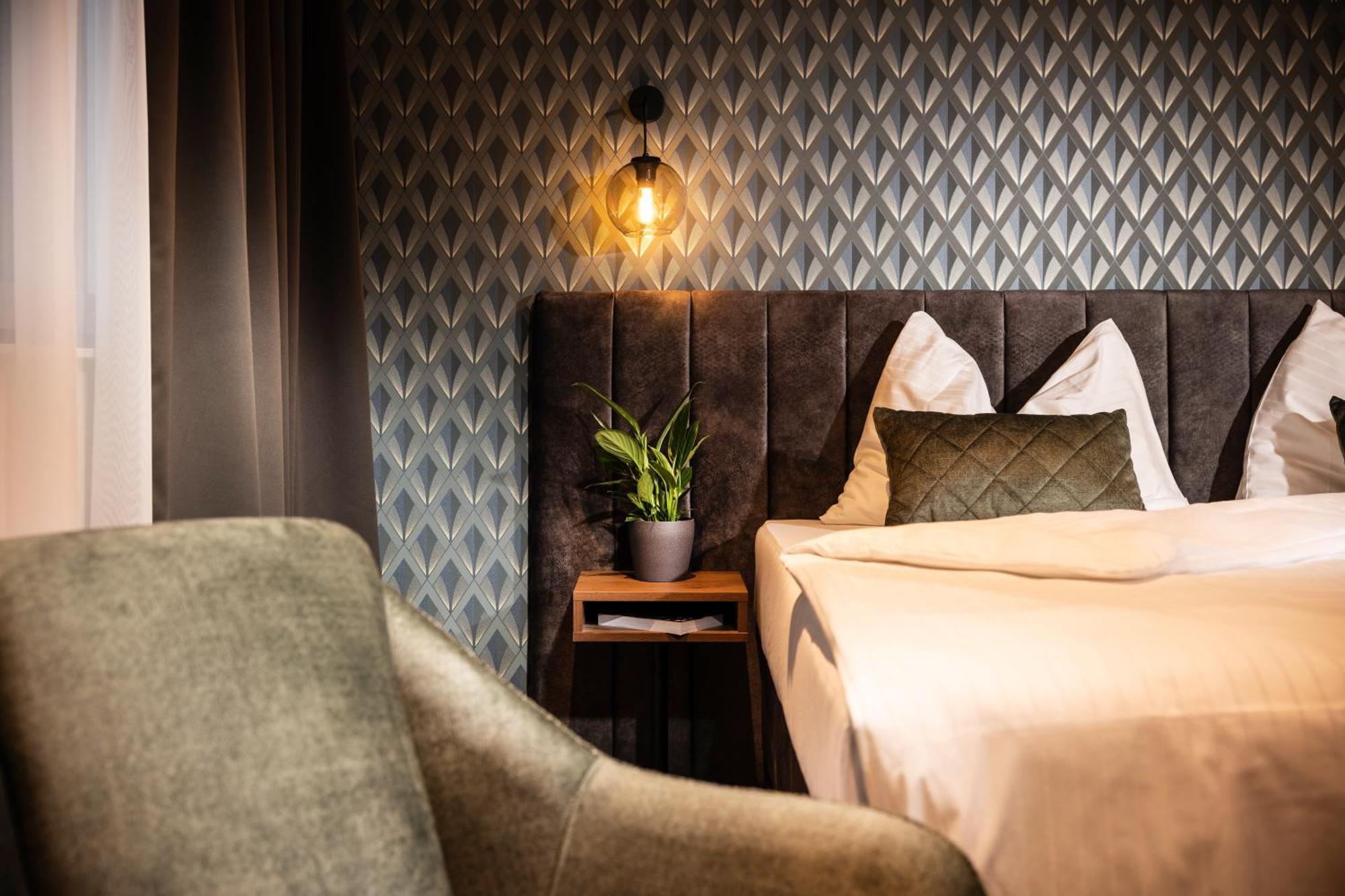 Zeit Und Raum Hotel - Self Check-In Eggelsberg Kültér fotó