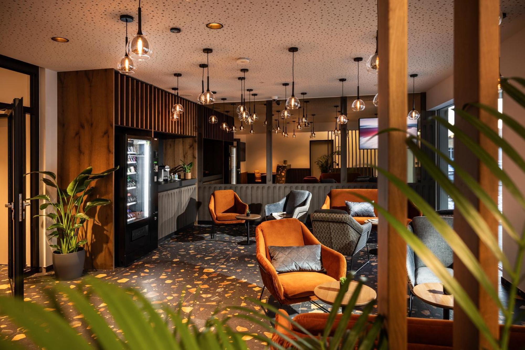 Zeit Und Raum Hotel - Self Check-In Eggelsberg Kültér fotó
